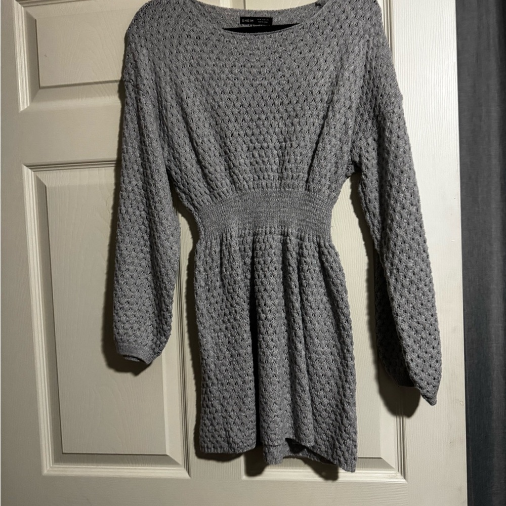 Elegant Gray Knit Dress